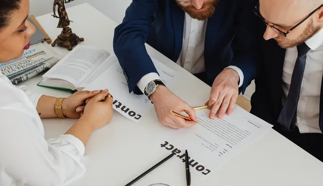 Intelligent Contract Management